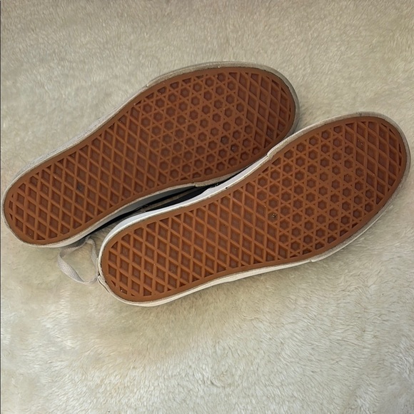 Worn Vans Black and White Platform Canvas Shoes - Picture 5 of 5